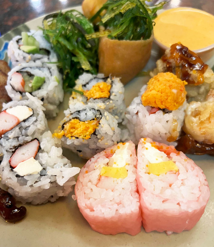 Sakura Buffet hot dishes and entrees